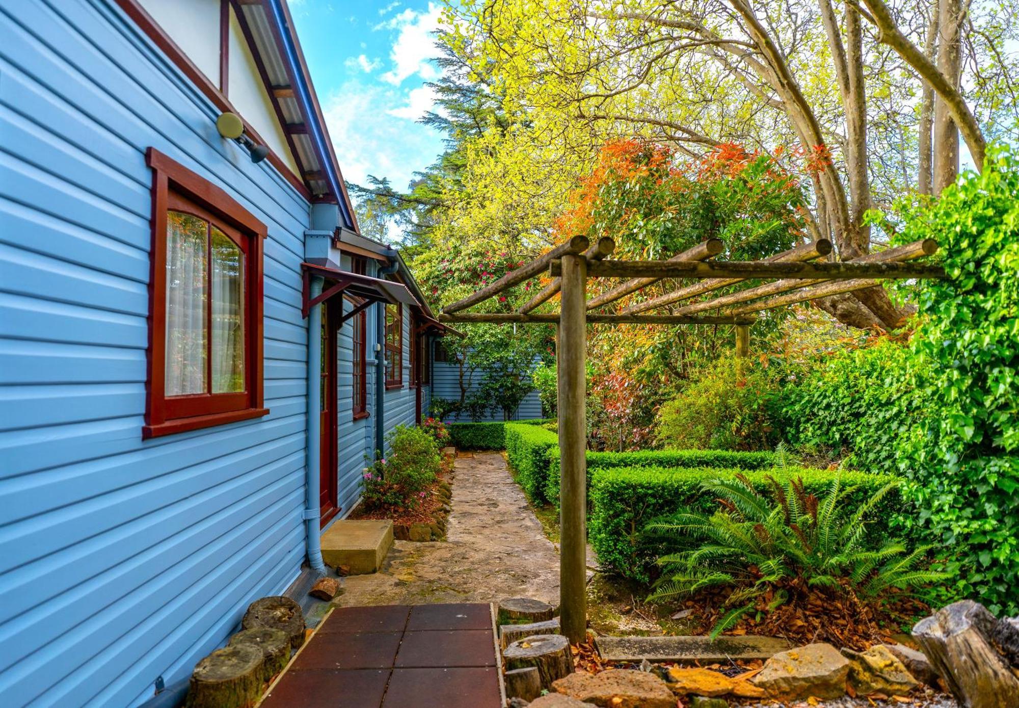 Kubba Roonga Guesthouse - Luxury Spa Retreat Blackheath Bagian luar foto