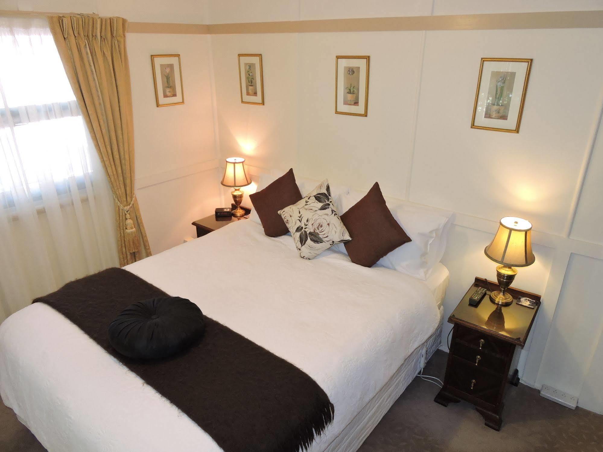 Kubba Roonga Guesthouse - Luxury Spa Retreat Blackheath Bagian luar foto