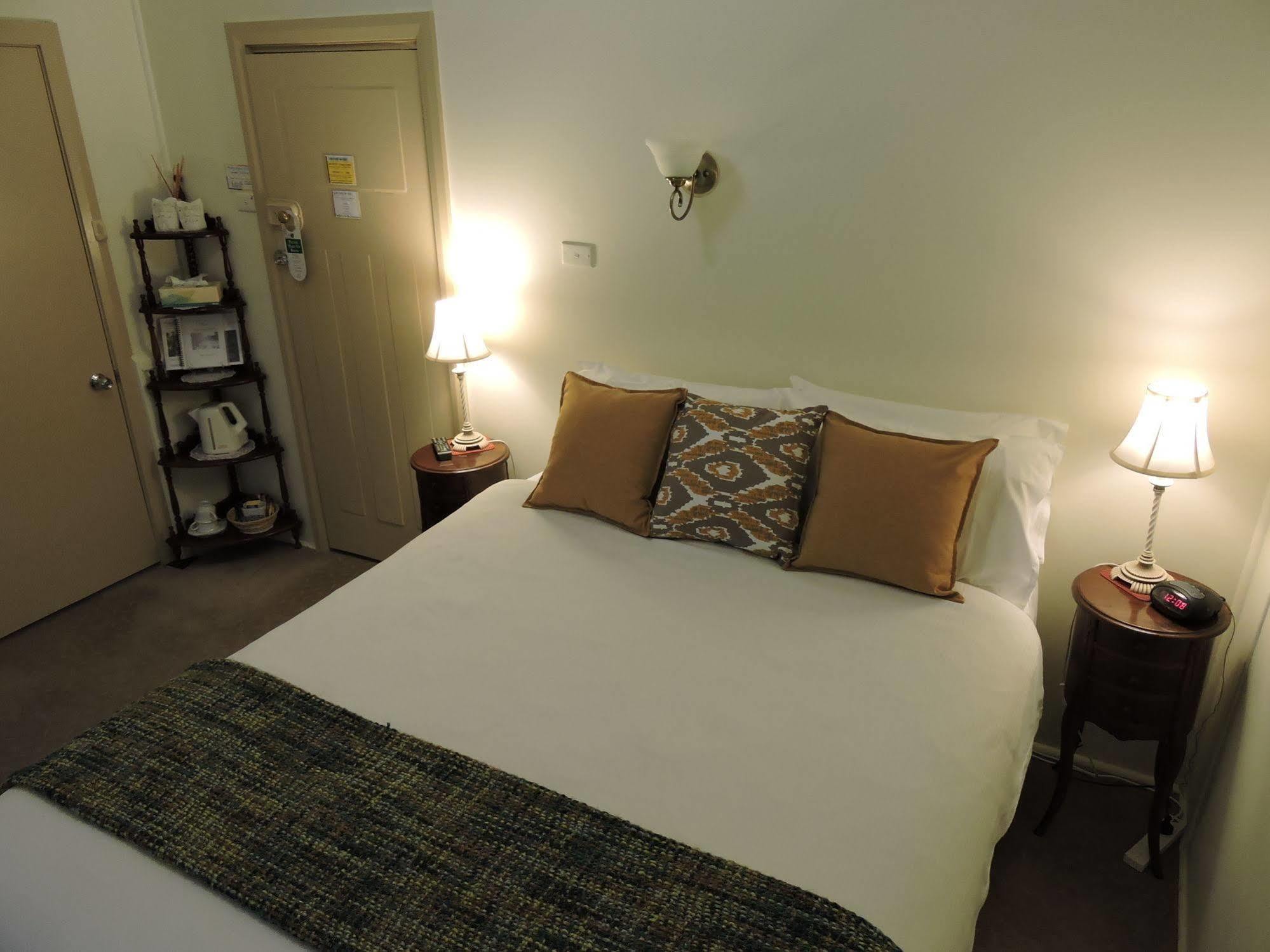 Kubba Roonga Guesthouse - Luxury Spa Retreat Blackheath Bagian luar foto