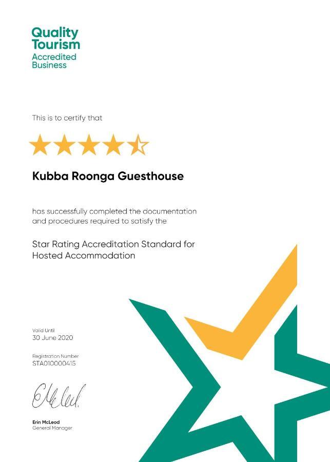 Kubba Roonga Guesthouse - Luxury Spa Retreat Blackheath Bagian luar foto